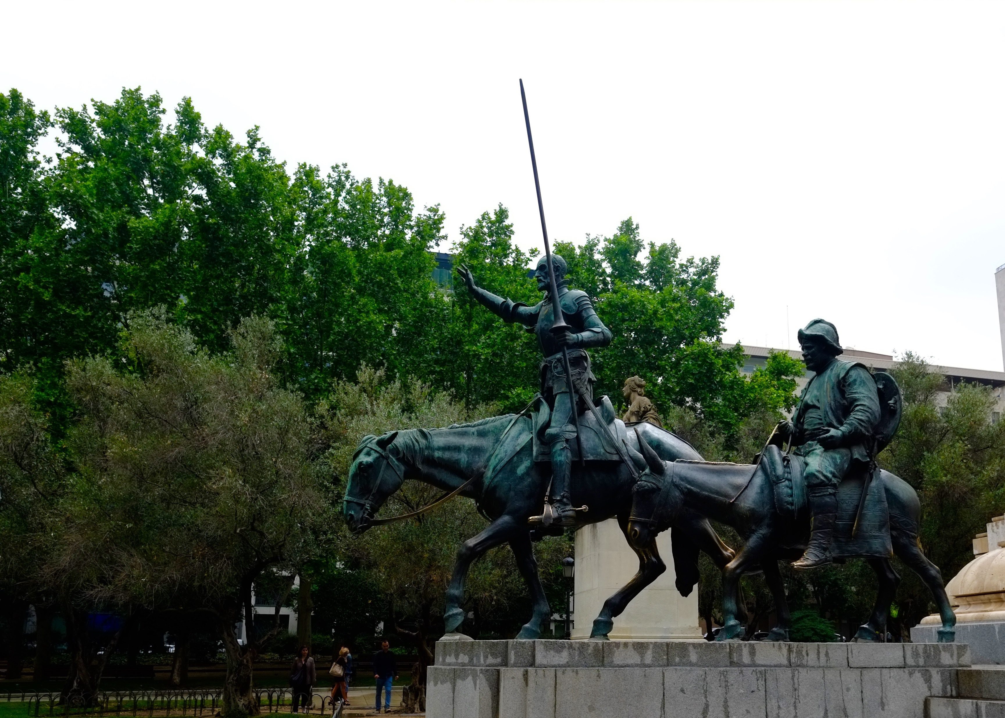 2015 06-11 Don Quixote & Sancho Panza Side View